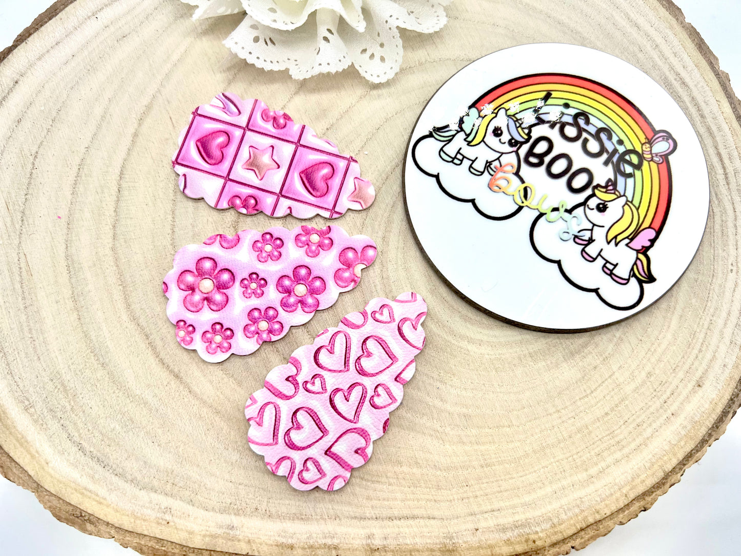 Set of three hot pink hair clips