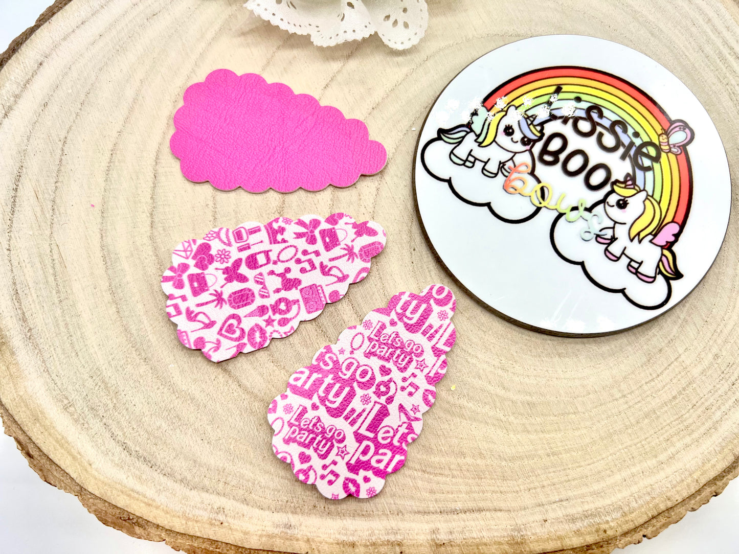 Set of three hot pink hair clips