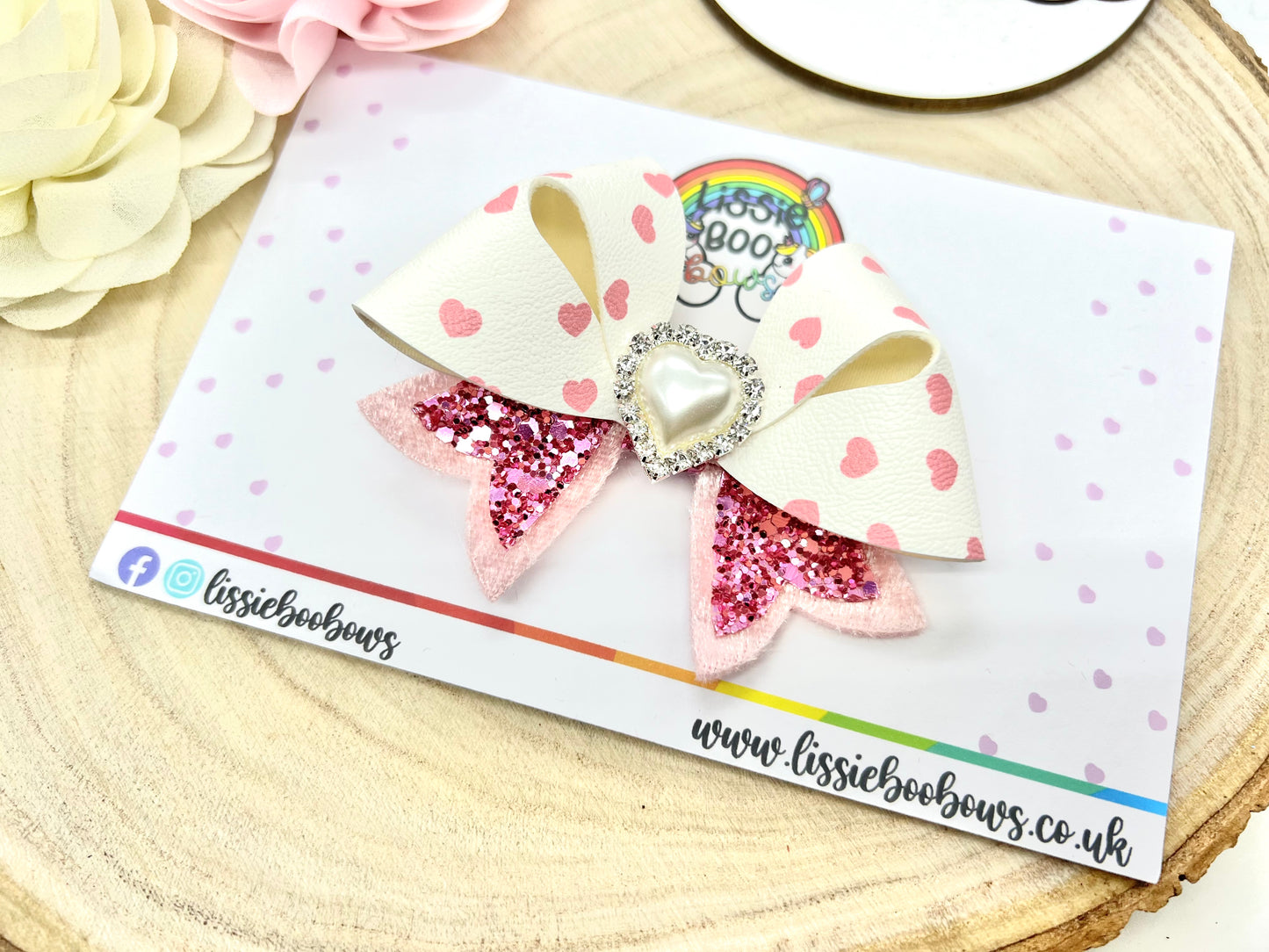 Pink hearts Pearl centre hair bow 3.5”