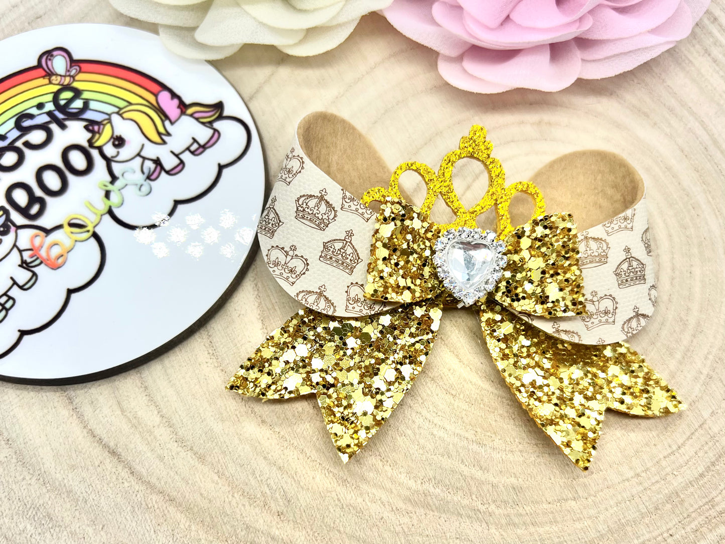 Gold crown hair bow 3.5”