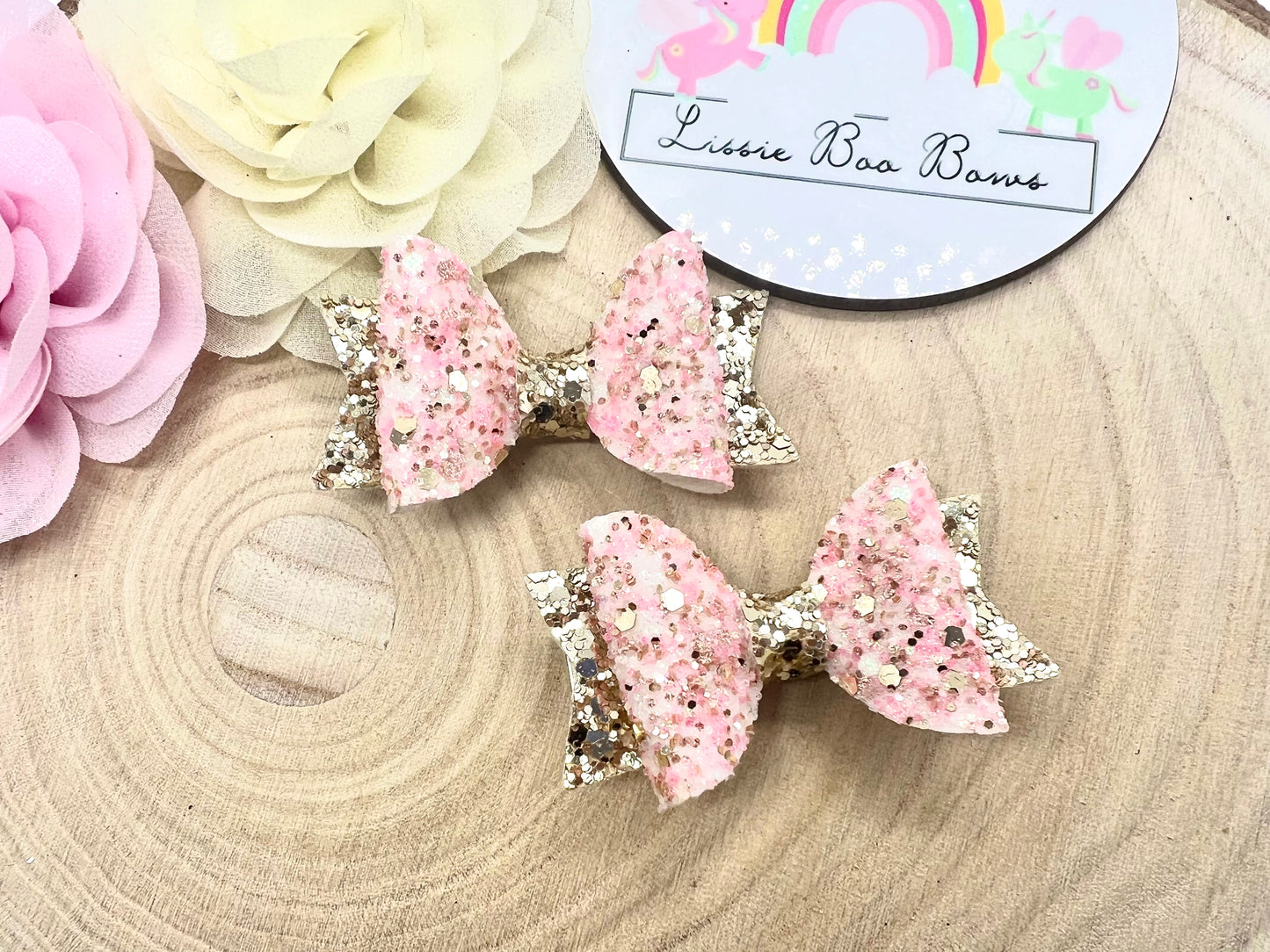 Festive fairy’s glitter piggytail bows