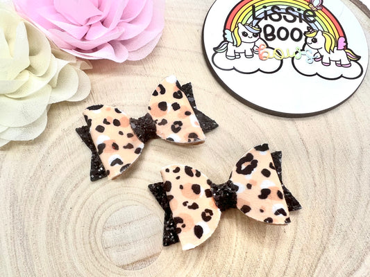 2.5” animal print piggytail bows