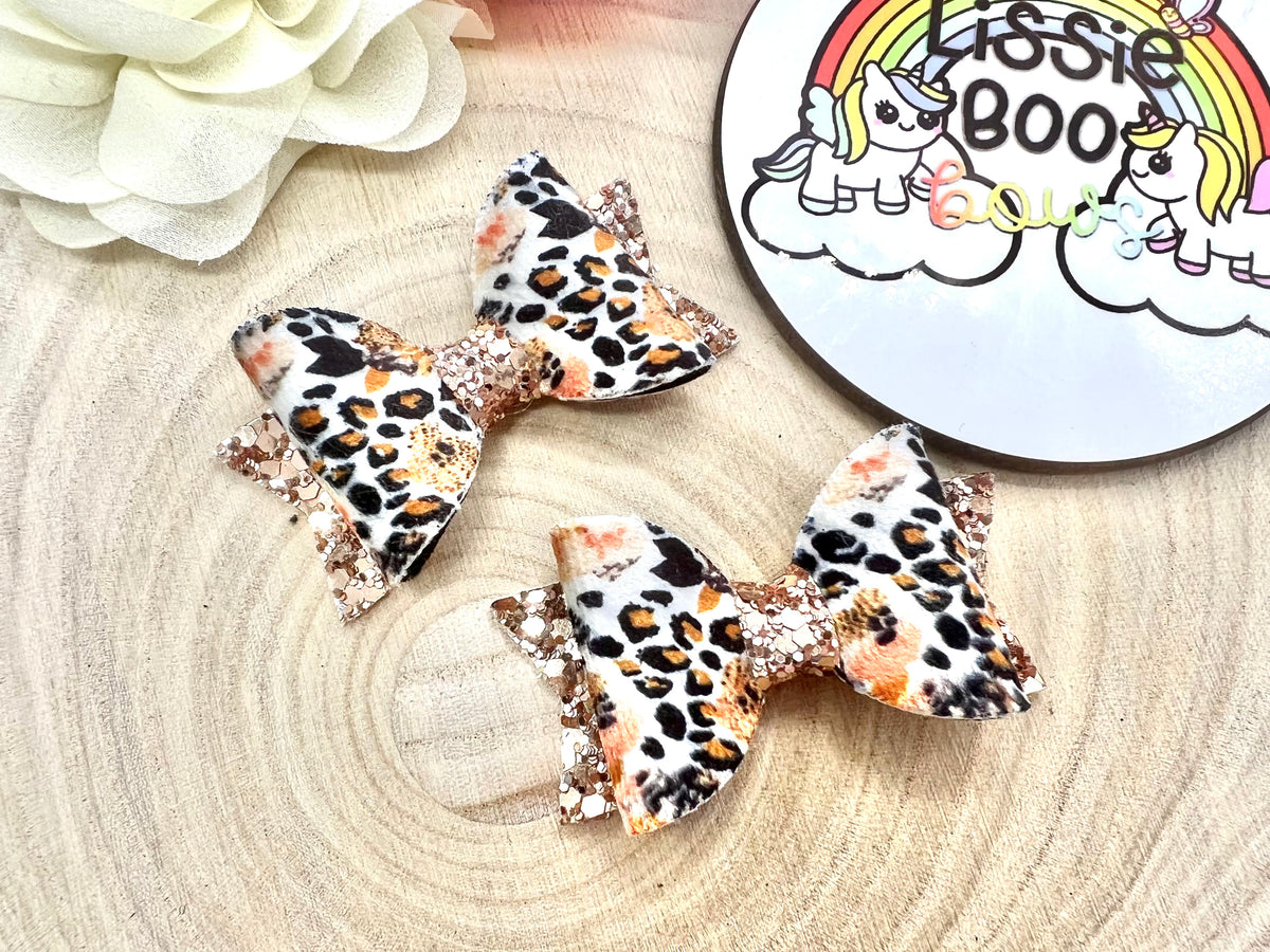2.5” animal print piggytail bows