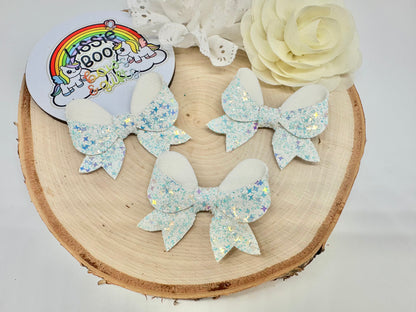 Winter flurry 2.5” fancy hair bow
