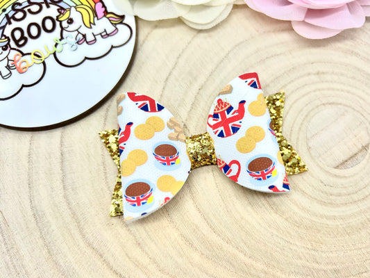 British tea and biscuits hair bow 3.5”